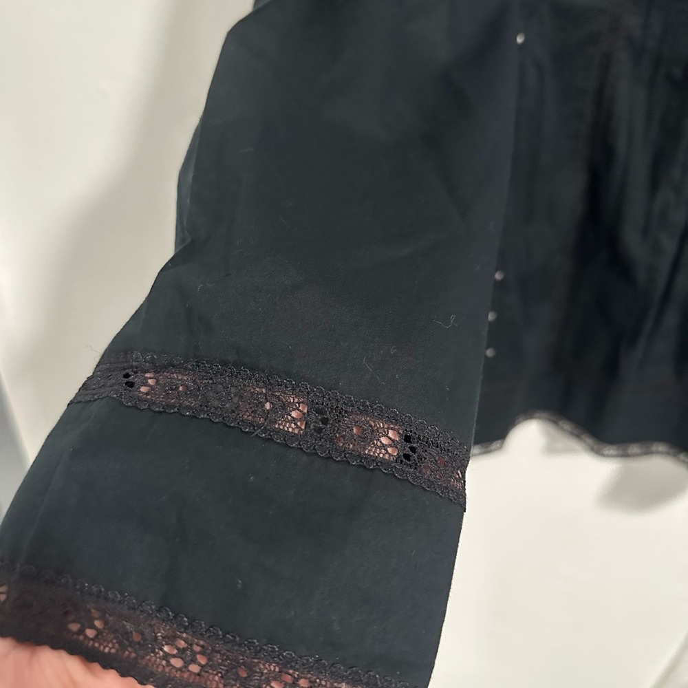 Classic Elements Woman Black Lace Trim Top, Size 20-22W - Picture 6 of 12